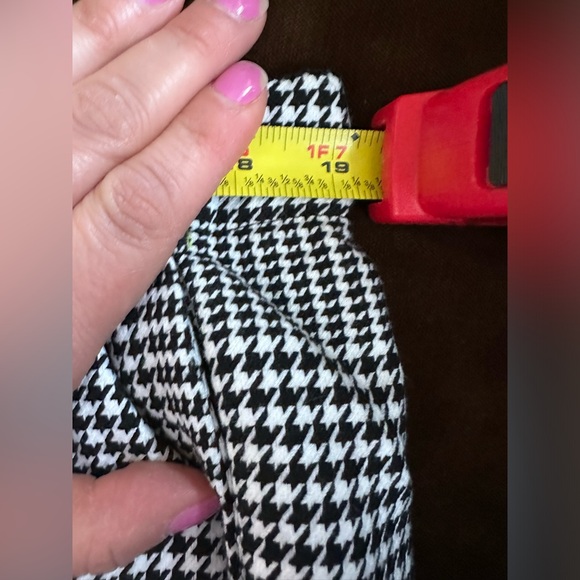 C By One Black & White Houndstooth Pattern Capri Casual Pants Sz XL  T 16. - Picture 9 of 12